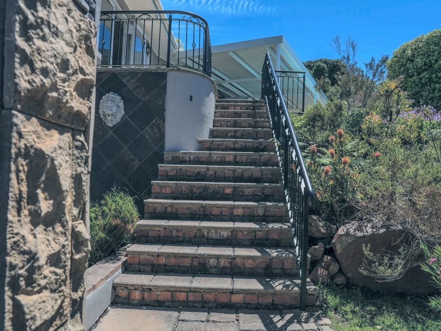 3 Bedroom Property for Sale in Helderrand Western Cape